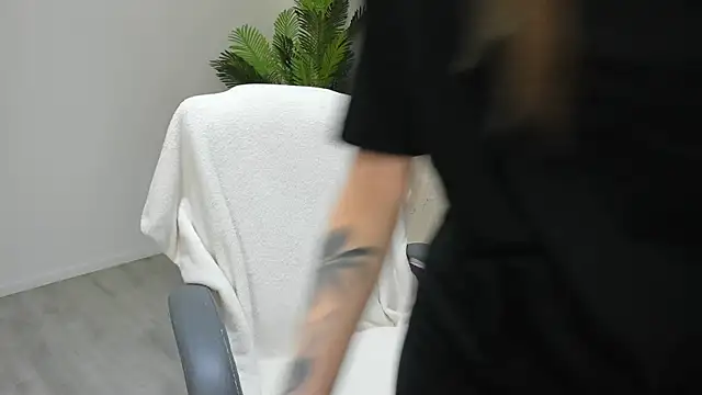 Snapshot of Arya_Anna chatting on 02-09-26, 08:23 Arya Anna online show from 02-09-26, 08:23