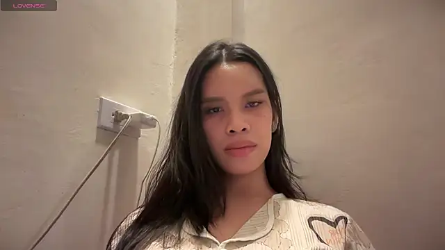 Snapshot of Candicemeow chatting on 05-26-26, 02:20 Candicemeow online show from 05-26-26, 02:20