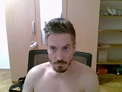 delayclose   online show from 10-23-25, 05:11