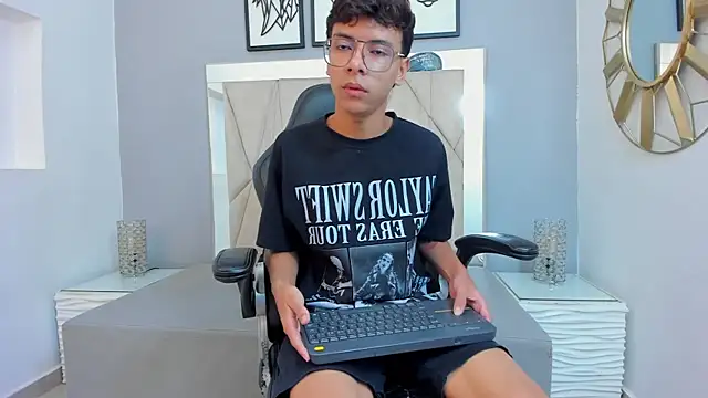 adams bobby online show from 01-11-26, 11:28