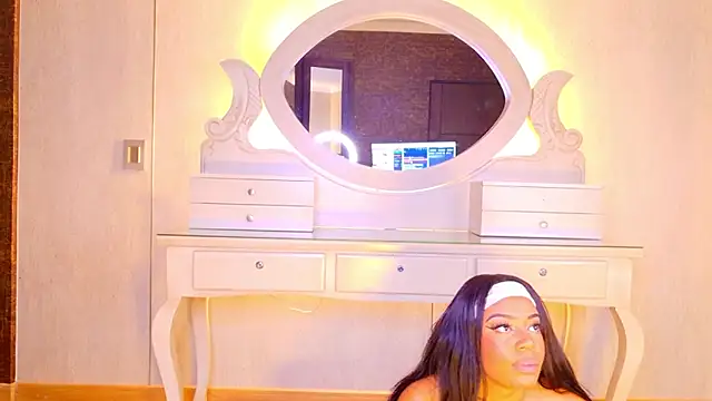 loana vegas online show from 06-19-26, 04:13