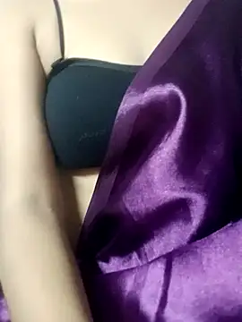 Snapshot of Sujatab250 chatting on 10-26-25, 06:41 Sujatab250 online show from 10-26-25, 06:41