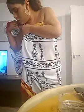 BubblesLovexox online show from 11-01-25, 08:25