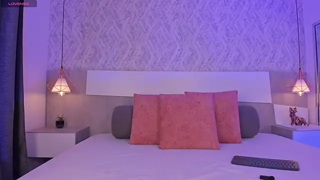 Vittoria  rossi online show from 04-15-26, 03:05