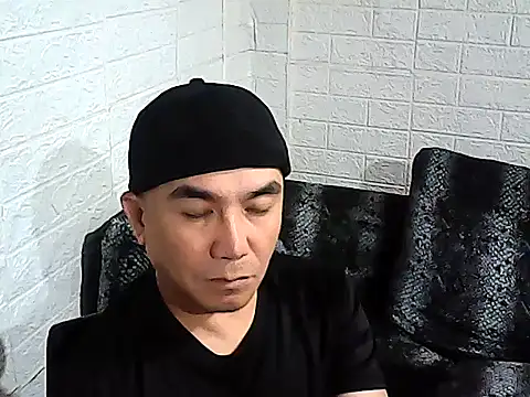 yourasiandesire69 online show from 12-17-25, 11:04