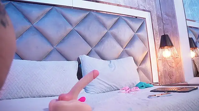  giggy 2 online show from 03-20-26, 11:44