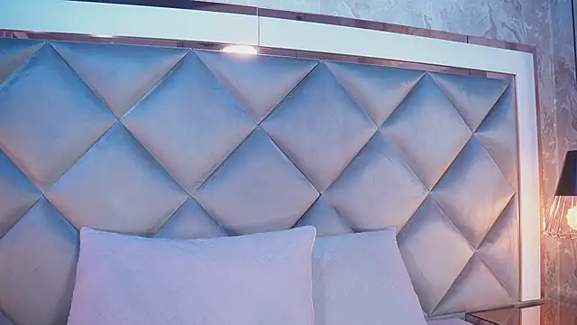  giggy 2 online show from 04-08-26, 11:44