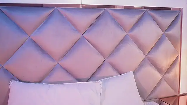  giggy 2 online show from 04-09-26, 11:38