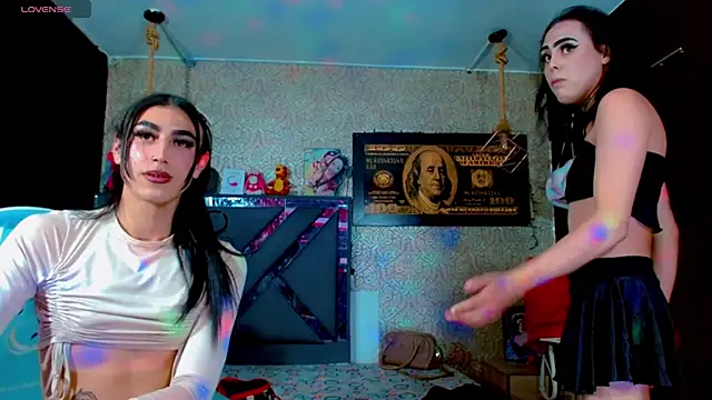 Snapshot of alice_foxx_girl chatting on 11-04-25, 07:50 alice foxx girl online show from 11-04-25, 07:50