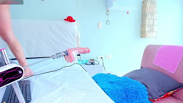 Snapshot of Luna_Raay chatting on 01-31-26, 07:56 Luna Raay online show from 01-31-26, 07:56