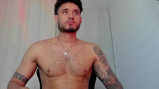 AUSTINN TORRES online show from 07-23-26, 01:19