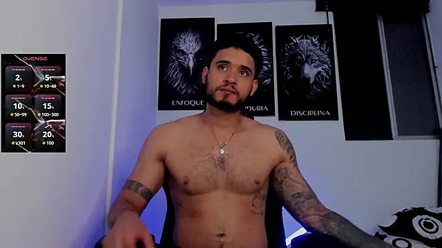 Snapshot of AUSTINN_TORRES chatting on 02-18-26, 12:41 AUSTINN TORRES online show from 02-18-26, 12:41