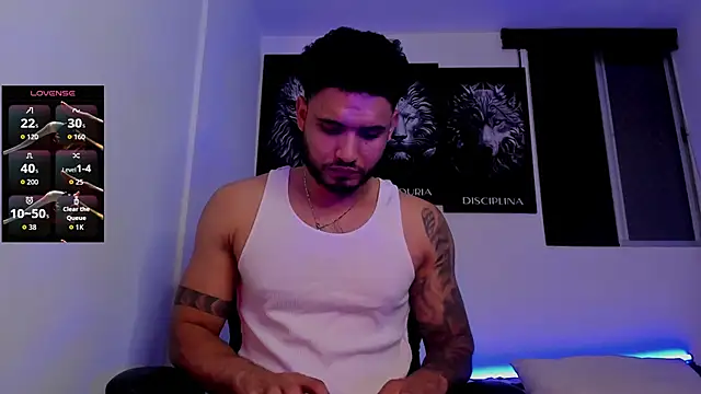 Snapshot of AUSTINN_TORRES chatting on 03-03-26, 12:28 AUSTINN TORRES online show from 03-03-26, 12:28