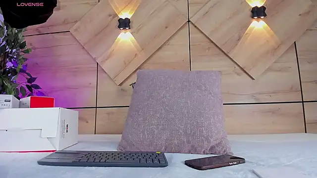 EmilyAllen 1 online show from 02-05-26, 12:01