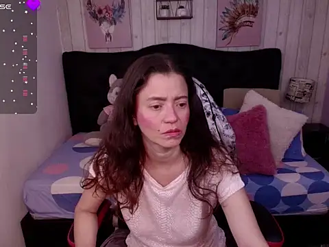 Snapshot of _Rachel_Jones_ chatting on 02-15-26, 11:58 Rachel Jones online show from 02-15-26, 11:58