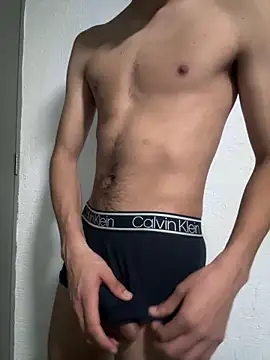 Snapshot of Delicious_Papi chatting on 06-20-26, 12:15 Delicious Papi online show from 06-20-26, 12:15