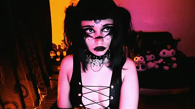 Yueeclipsa online show from 02-21-26, 05:09