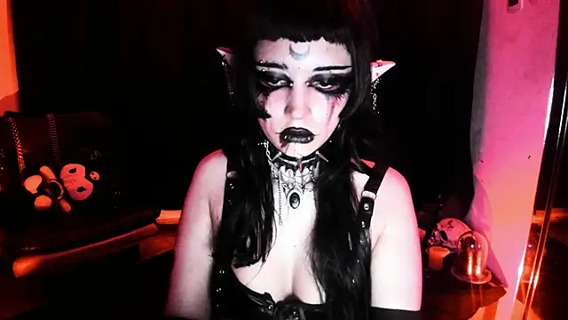 Yueeclipsa online show from 03-22-26, 04:16