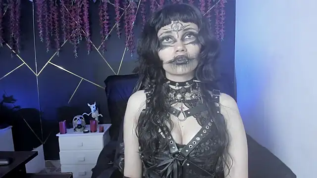 Yueeclipsa online show from 11-01-25, 04:52