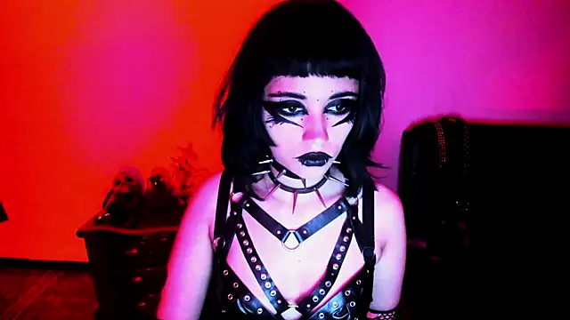 Yueeclipsa online show from 01-12-26, 04:52