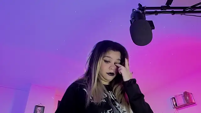 AshGraven online show from 02-18-26, 03:26