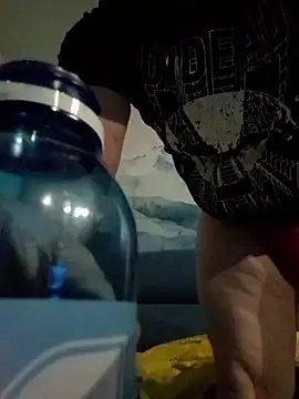 wloczykij1 online show from 01-07-26, 04:28