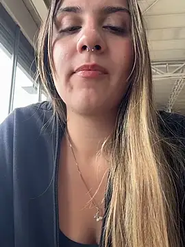 sarah honey   online show from 07-28-26, 03:43
