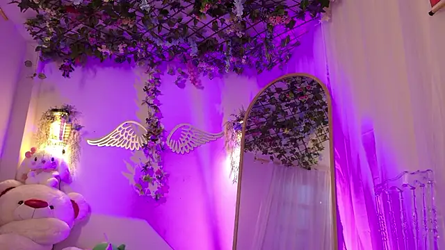 ISA NIXON online show from 02-23-26, 10:54