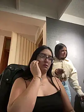 Kloe Novoa online show from 02-10-26, 01:21