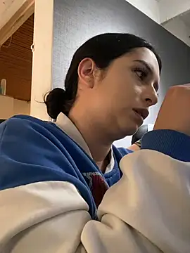 Kloe Novoa online show from 01-19-26, 01:37