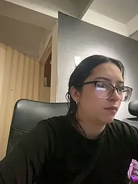 Kloe Novoa online show from 02-13-26, 01:33