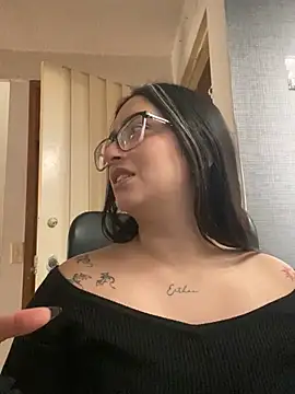 Kloe Novoa online show from 02-19-26, 01:41