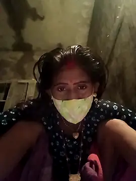 QRANSEXI online show from 10-31-25, 03:08