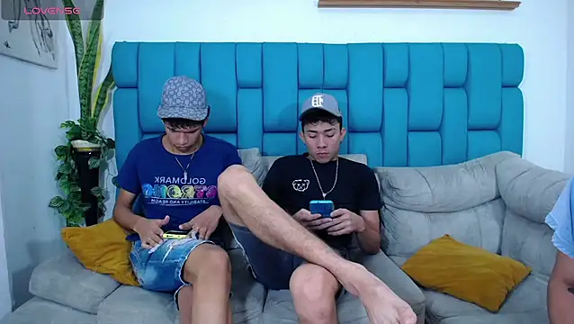 Hot Boys Latinos X online show from 03-28-26, 03:57