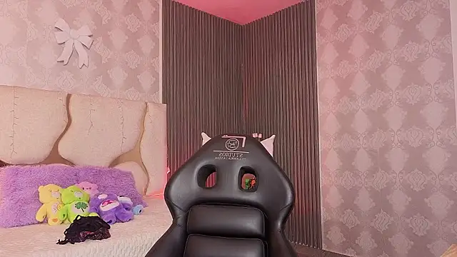 MAIILY TAY online show from 02-09-26, 11:52