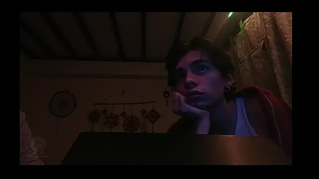 Snapshot of Lilyandnoah16 chatting on 12-03-25, 12:01 Lilyandnoah16 online show from 12-03-25, 12:01