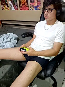 Ais B10 online show from 03-13-26, 04:17