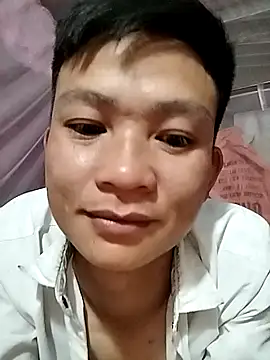 Snapshot of Wet_x chatting on 10-29-25, 03:22 Wet x online show from 10-29-25, 03:22