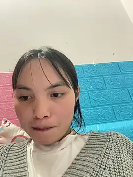 Snapshot of Tina_x chatting on 12-15-25, 04:57 Tina x online show from 12-15-25, 04:57