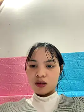 Snapshot of Tina_x chatting on 12-16-25, 07:34 Tina x online show from 12-16-25, 07:34