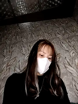 Snapshot of ezabel- chatting on 02-17-26, 01:41 ezabel- online show from 02-17-26, 01:41