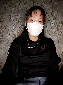 Snapshot of ezabel- chatting on 02-21-26, 01:02 ezabel- online show from 02-21-26, 01:02