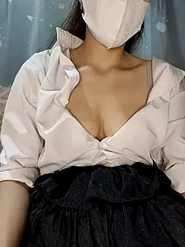 Snapshot of ezabel- chatting on 04-09-26, 11:33 ezabel- online show from 04-09-26, 11:33