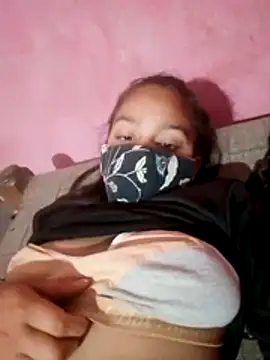 Snapshot of Poonam12A chatting on 04-10-26, 10:06 Poonam12A online show from 04-10-26, 10:06