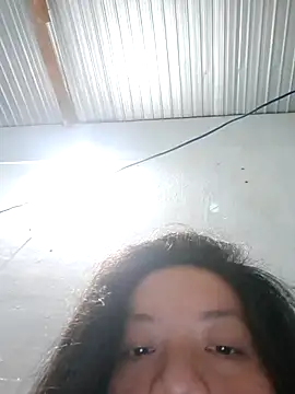 Snapshot of Birlin_mai chatting on 10-25-25, 02:39 Birlin mai online show from 10-25-25, 02:39