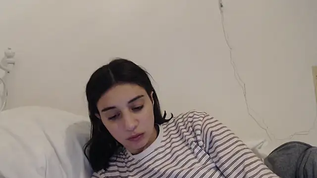 Snapshot of bellefleurrr chatting on 04-30-26, 07:32 bellefleurrr online show from 04-30-26, 07:32
