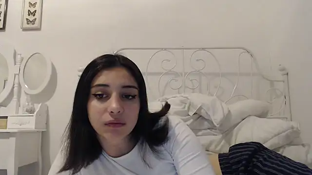 Snapshot of bellefleurrr chatting on 04-20-26, 08:10 bellefleurrr online show from 04-20-26, 08:10