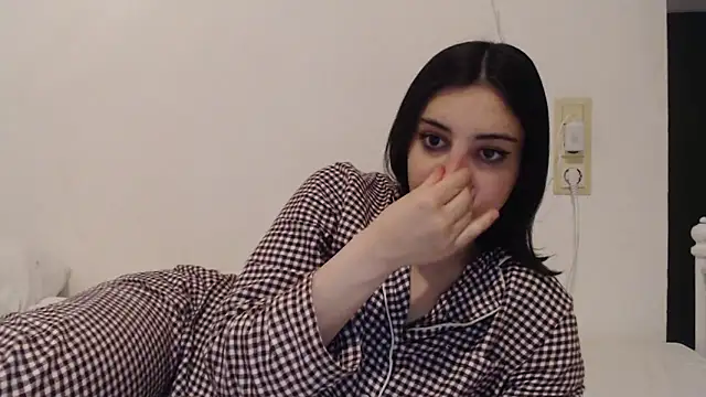 bellefleurrr online show from 04-06-26, 11:17