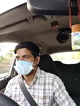 Snapshot of Heena-143 chatting on 11-09-25, 11:03 Heena-143 online show from 11-09-25, 11:03