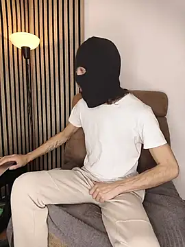 findomhot online show from 12-16-25, 09:13